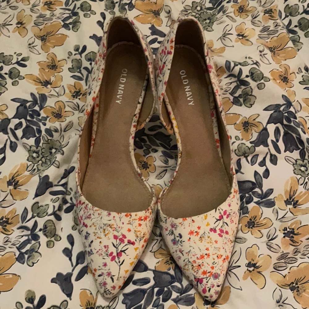 Old Navy floral heels